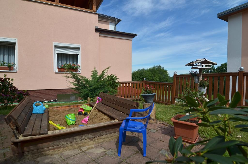 Hotel Rabennest Rabenau Екстериор снимка